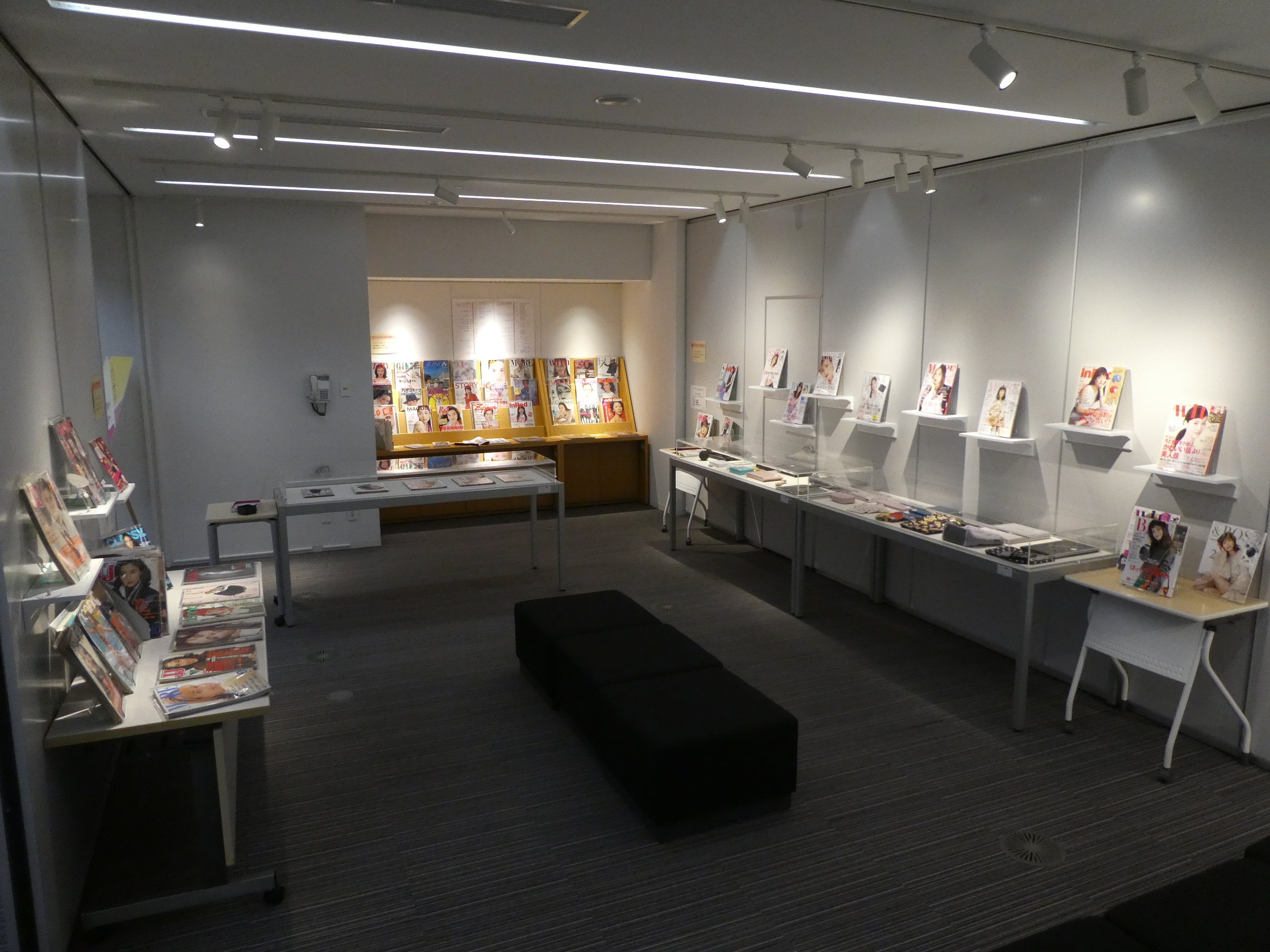 ファッションミニ展示
